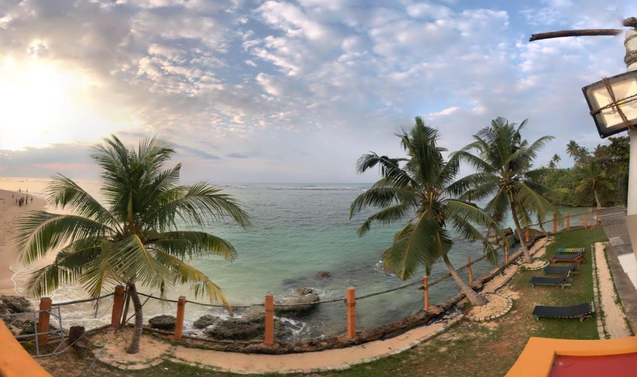 Sayuri Beach Hotel Матара Экстерьер фото